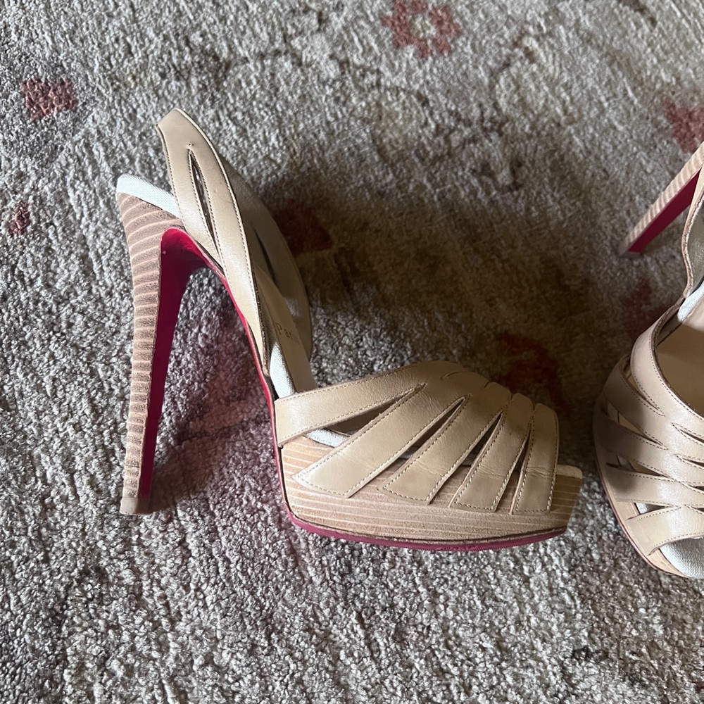 Christian louboutin shoes - Picture 7 of 8